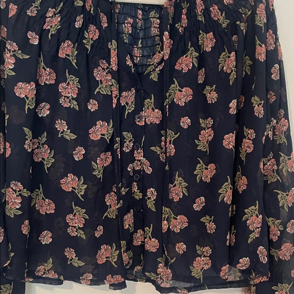 Passport Navy Floral Sheer Blouse Medium - Picture 3 of 8